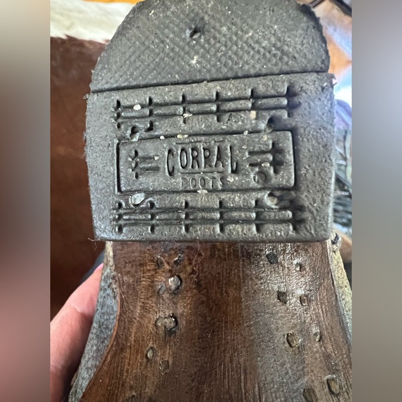 Corral Western Boots - Picture 11 of 17
